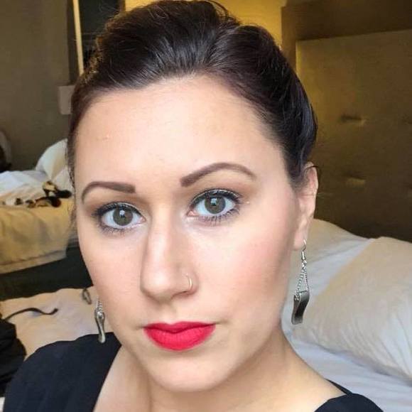 Meet your Posher, Samantha - Picture 1 of 1